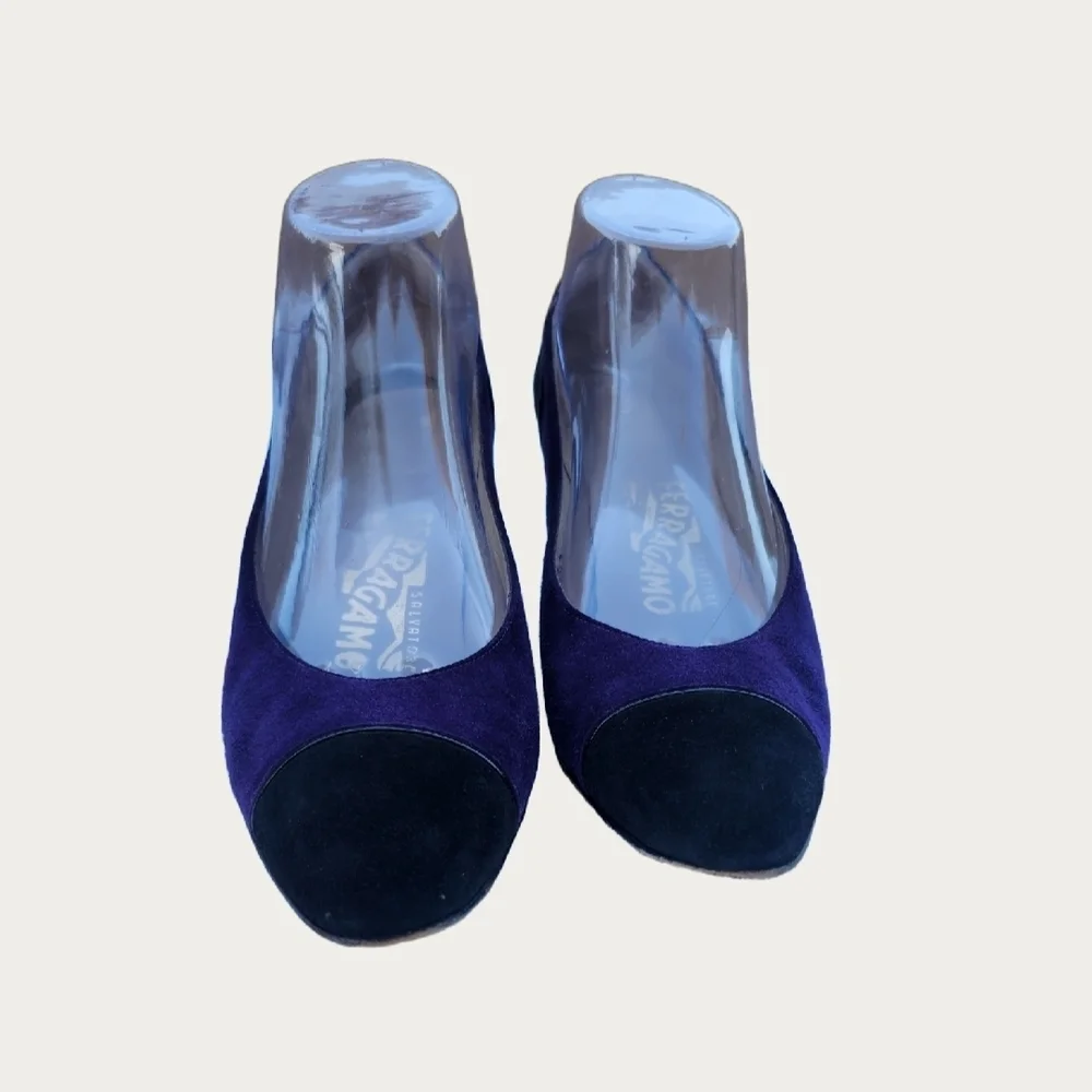 Vintage Salvatore Ferragamo Luxury Purple and Black Heels 9 AA
